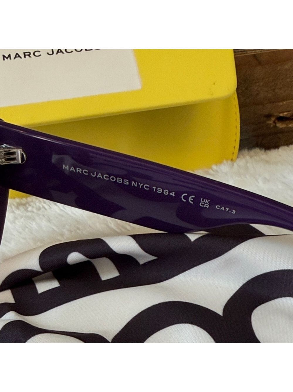 Marc Jacob’s The Sunglasses in Purple New With the Case - Picture 5 of 9